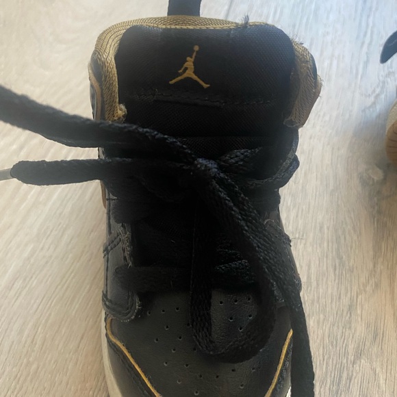 Nike Jordan - Size 4C - Picture 11 of 11